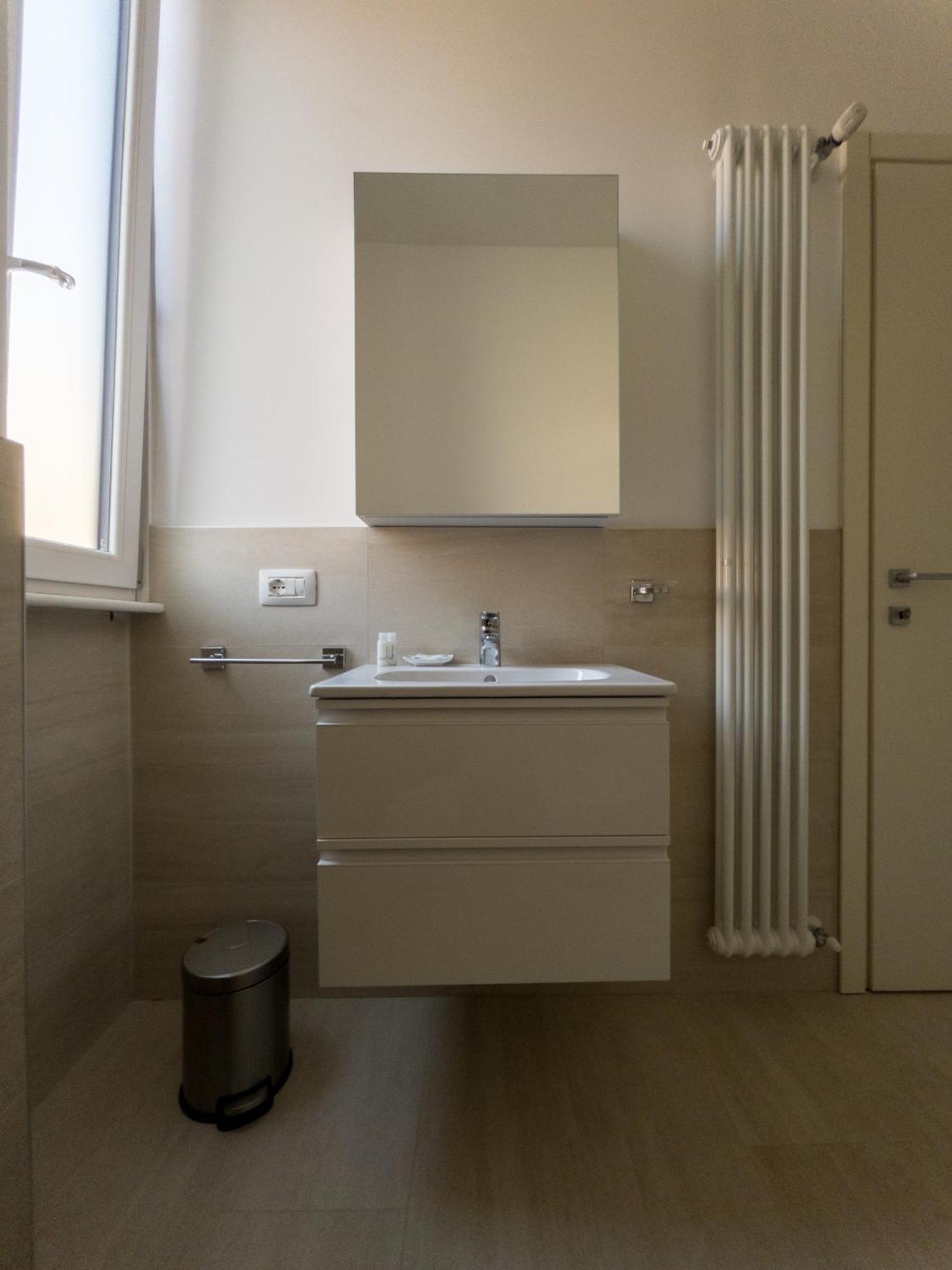 Maison d'hôtes Rrrapido Holy And - Via Sardegna Milan