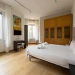 Rrrapido Holy Suites And Rooms - Via Sardegna