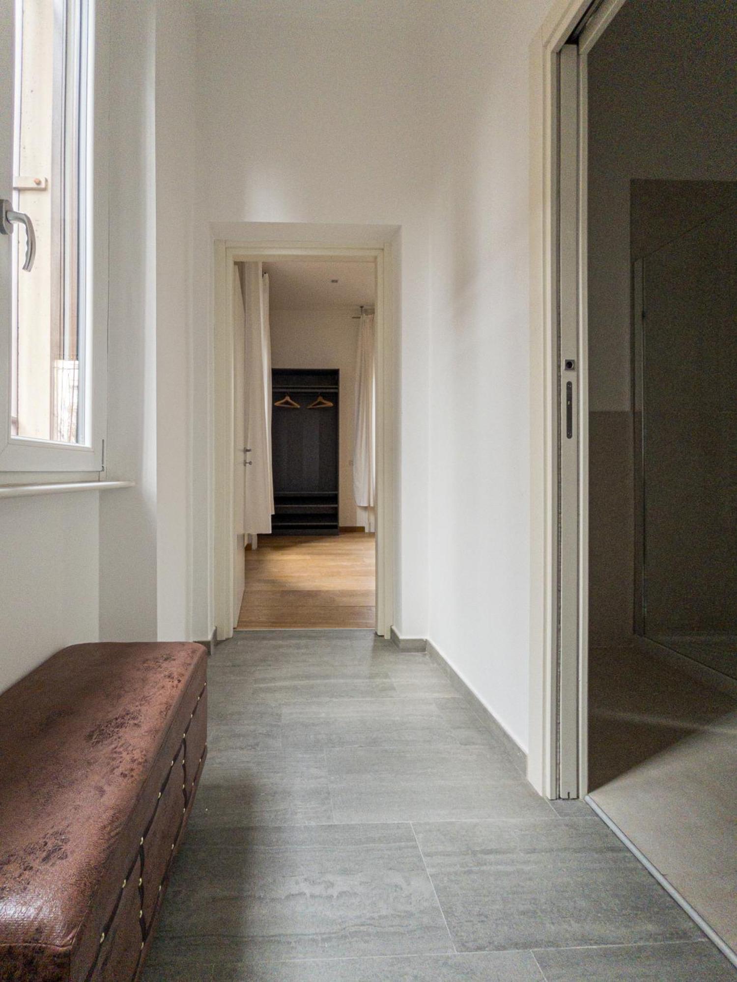 Rrrapido Holy And - Via Sardegna Guest house Milan